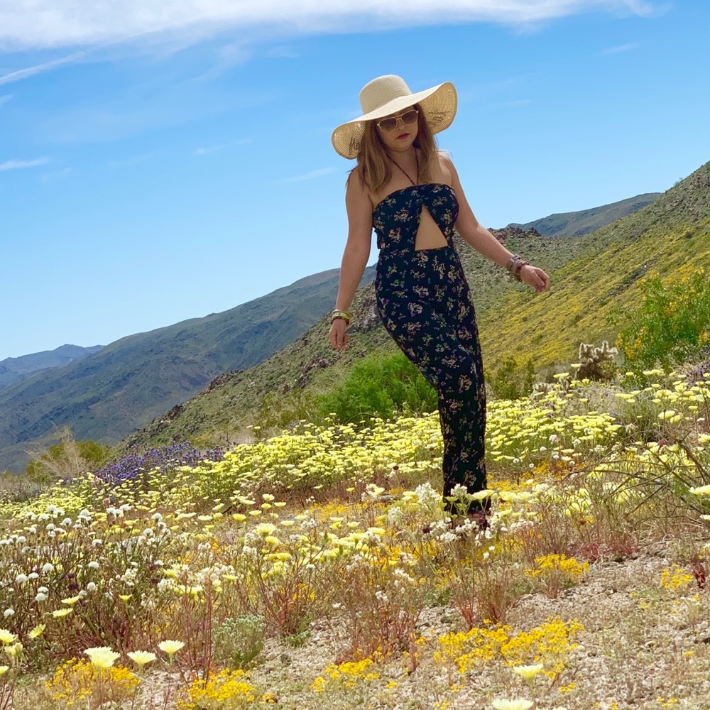 Floral jumpsuit size medium